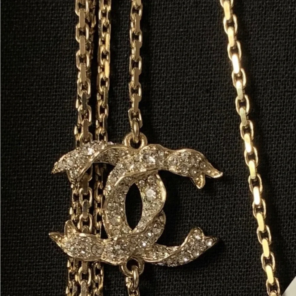 CHANEL Crystal Pearl Multi Strand Chain CC Arrow Necklace Gold - Picture 4 of 16